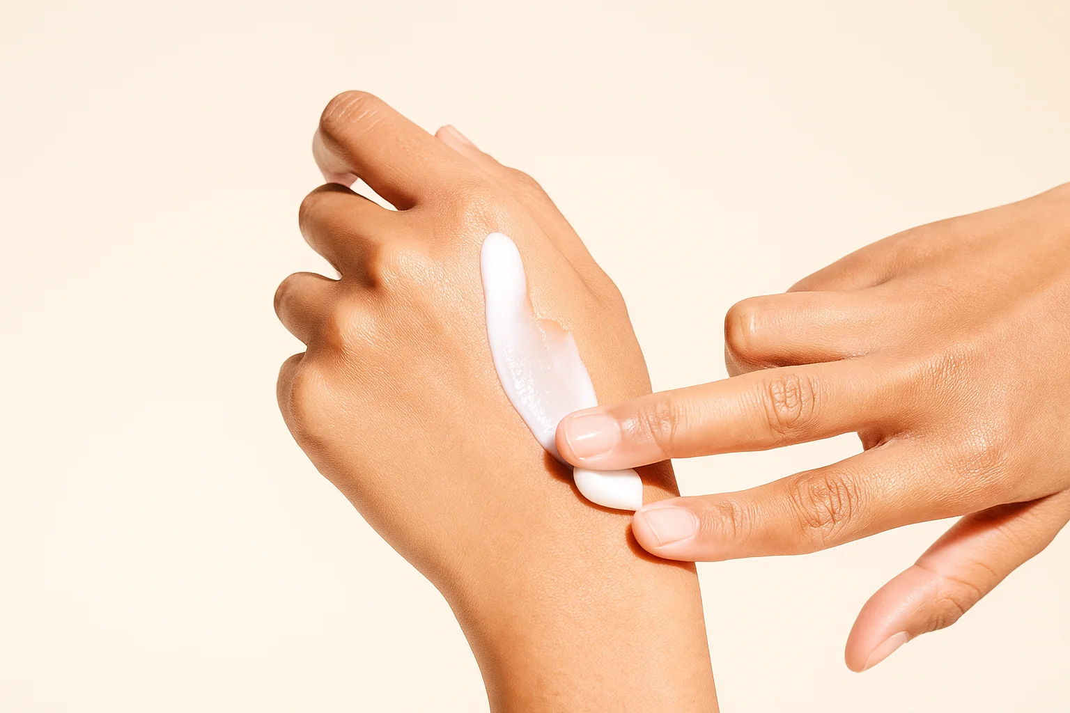 Cara Mix Handbody Moisturizer dan Parfum agar Wangi Unik