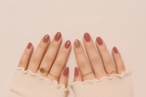 Cara Hapus Kutek Tanpa Bikin Kuku Kering & Sakit